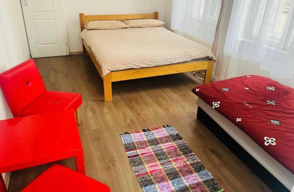 Doxie Rooms And Beds Budapeste Exterior foto